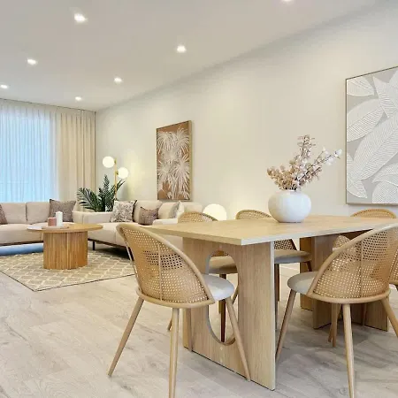 Luxury 4 Beds Family & Business Travel Suite - Asb Showgrounds & Cornwall Park